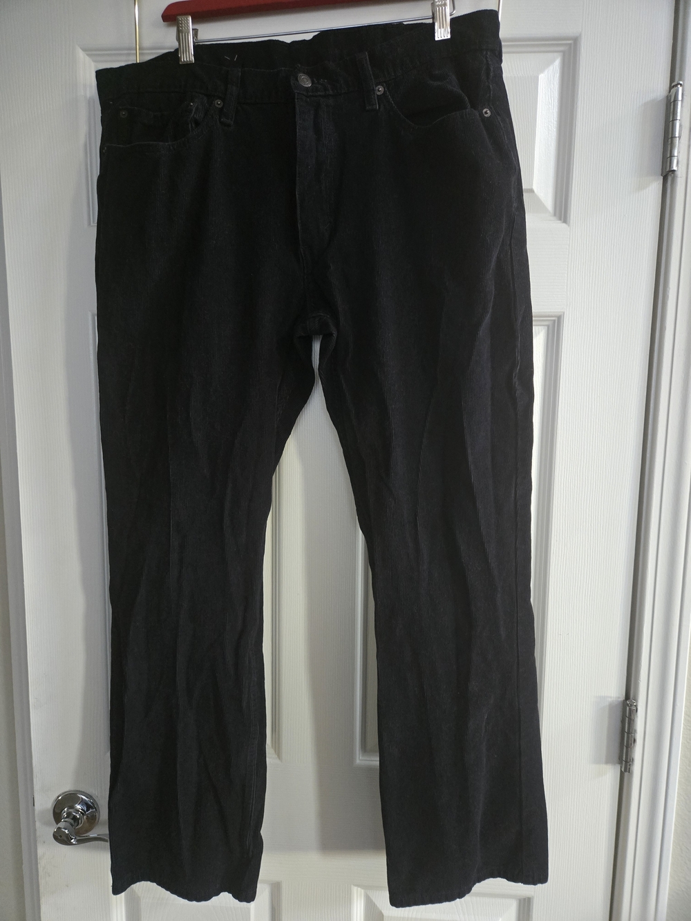 Levi's Men's Black Corduroy Straight Leg Pants- Size 38x32